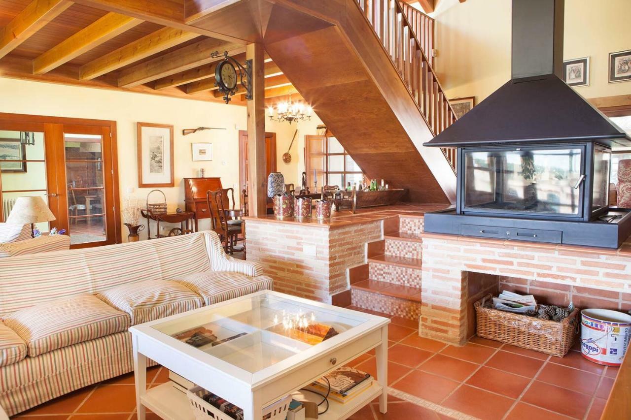 Almenara de Tormes Casa Robleゲストハウス エクステリア 写真